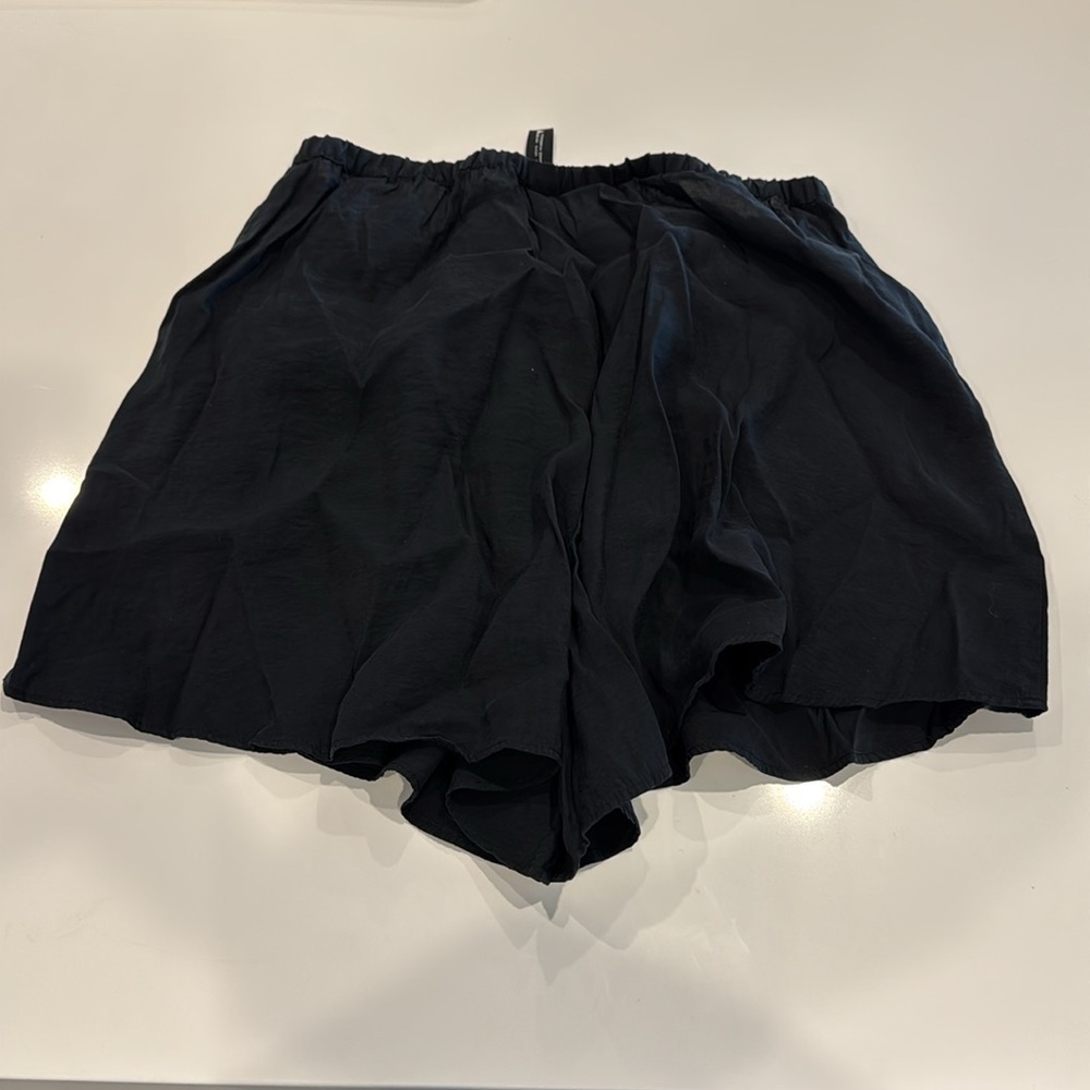 Zara Black High Waist Shorts Elastic Waistband - Picture 3 of 3